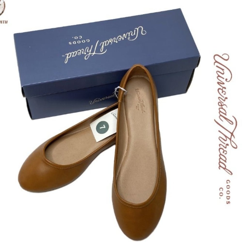 (40% OFF) NWT Universal Thread Cognac Everly Vegan Faux Leather Flats